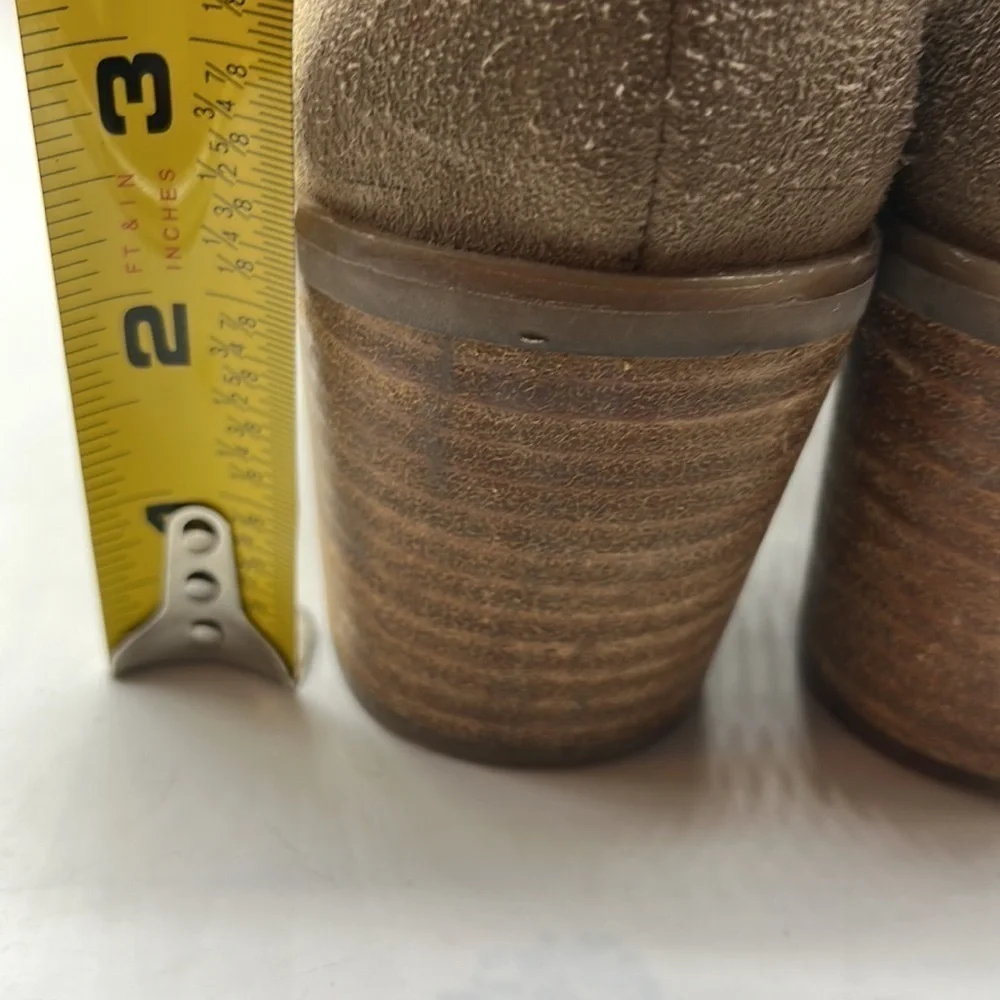 Lucky Brand Podota Tan Suede Cut Out Ankle Bootie Sz 7 MCA1839A